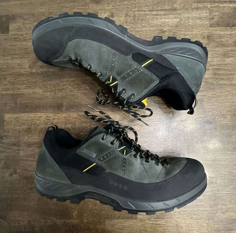 Ecco Offroad Waterproof Hiking Shoes Gray Gore-Tex 9.5/10 43 euro